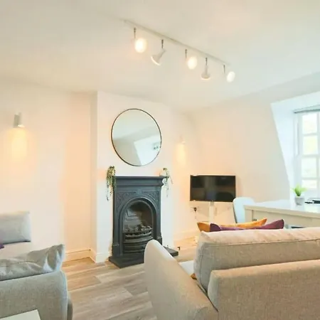 Apartment Al's Kingsdown Parade F4 Bristol